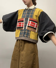 Load image into Gallery viewer, Patch Pocket Top - Size Small
