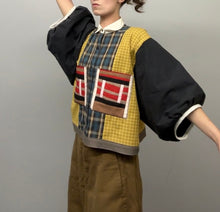 Load image into Gallery viewer, Patch Pocket Top - Size Small
